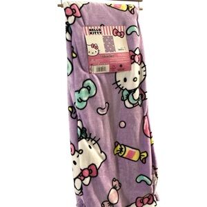 Sanrio Hello Kitty Silk Touch Throw 50x70 Purple Candy Kitty NWT Bows & Candy
